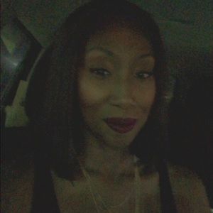 Meet your Posher, Alinga